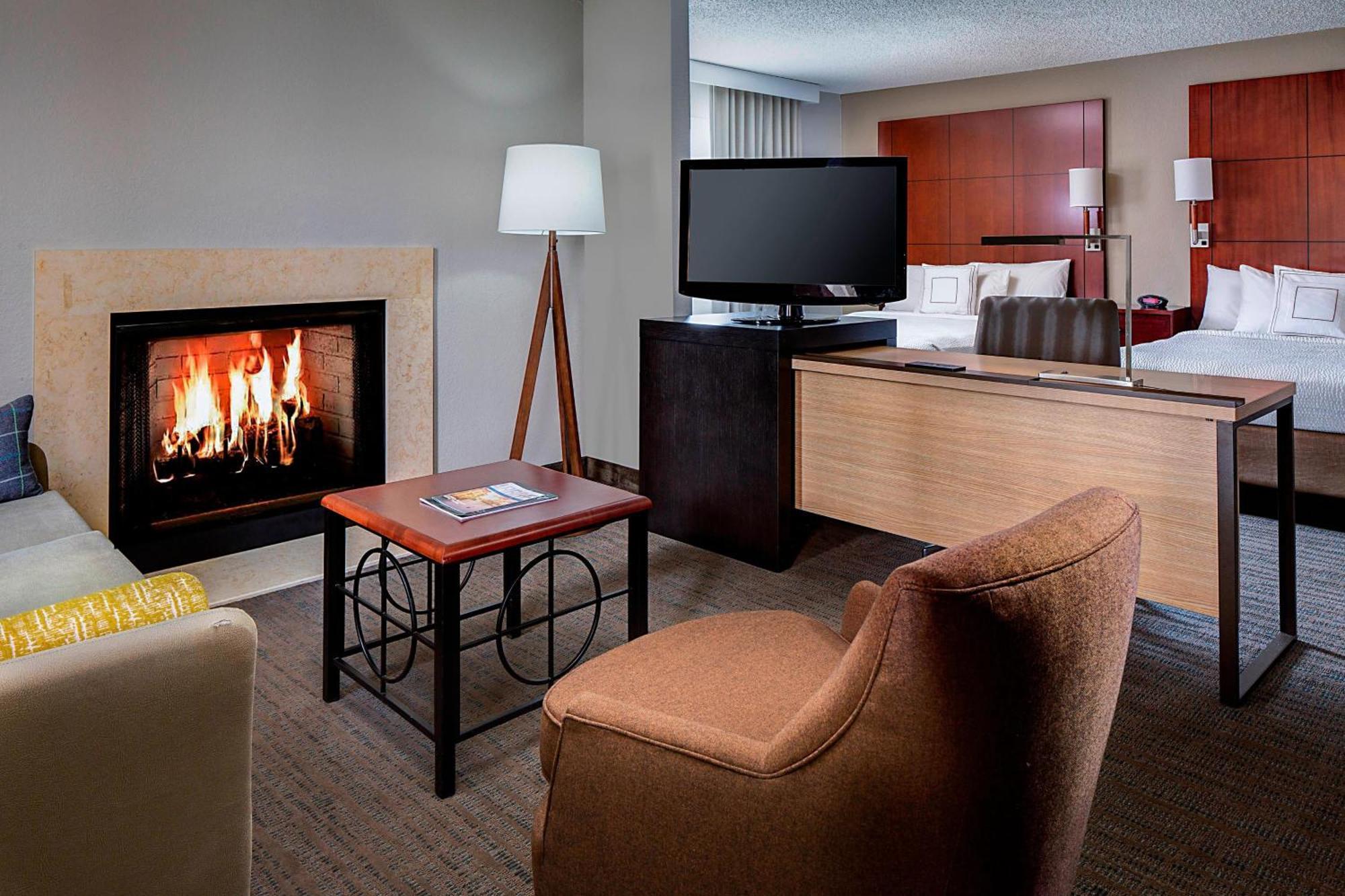 Residence Inn Dallas Las Colinas Ървинг Екстериор снимка