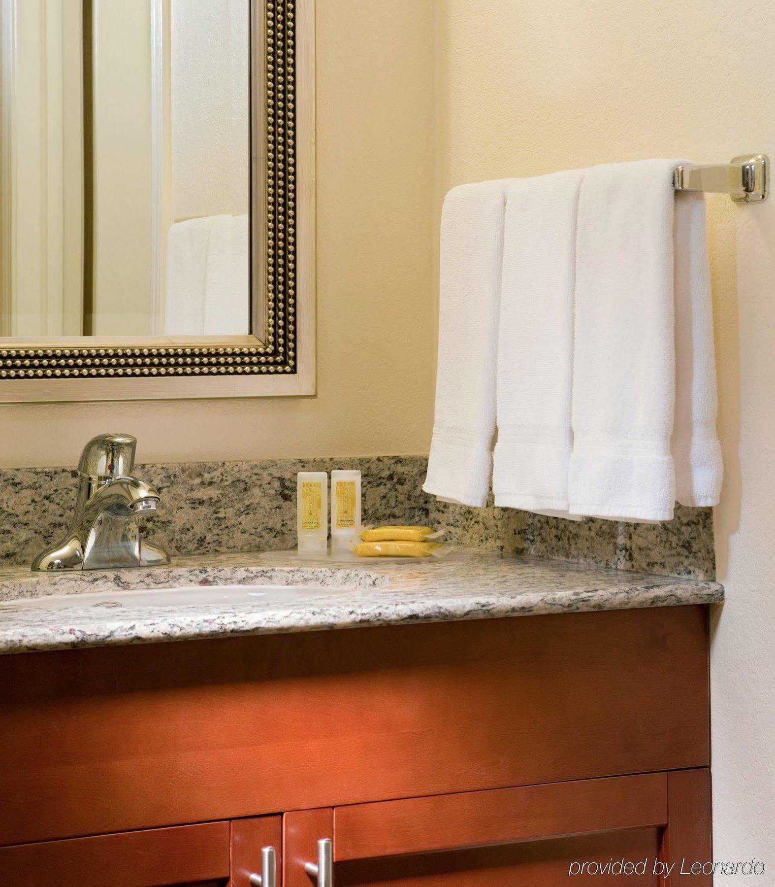 Residence Inn Dallas Las Colinas Ървинг Екстериор снимка